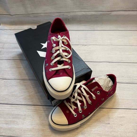 Converse Women’s Maroon Floral Sneakers - Picture 2 of 11